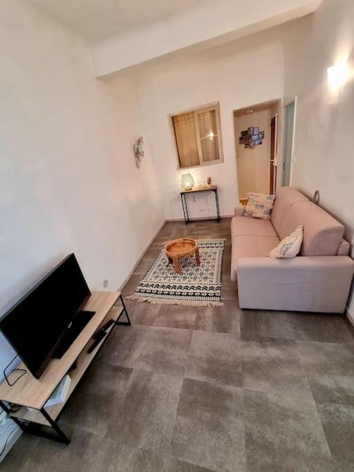 Joli 2 Pieces Centre Historique De Grasse, Wifi Apartman Kültér fotó
